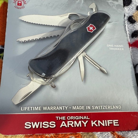 The original Swiss Army knife - Picture 1 of 5